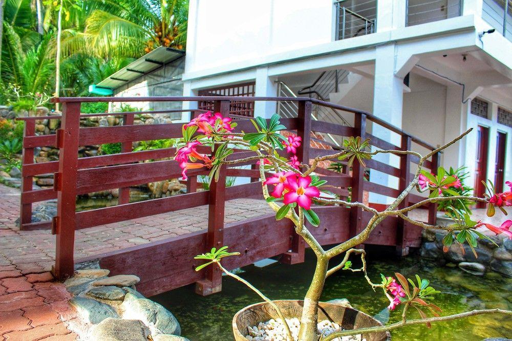 Costa Palawan Resort Puerto Princesa Exterior foto