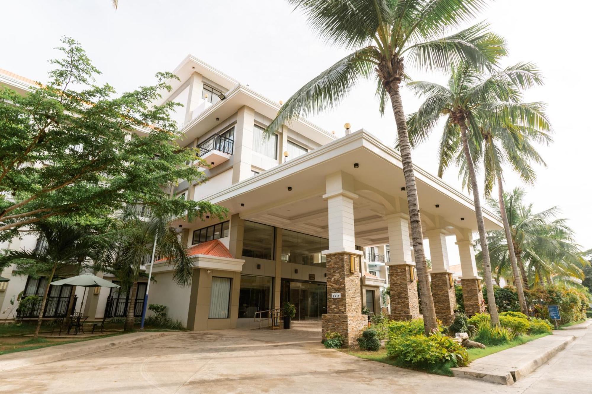 Costa Palawan Resort Puerto Princesa Exterior foto